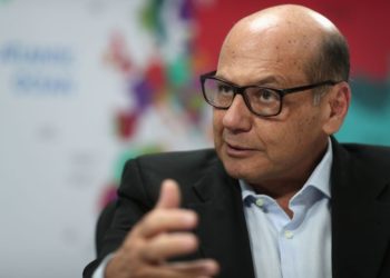 부탄탕 연구소 지마스 코바스 소장, ‘코로나 백’ 경증 78% 중증 100% 예방