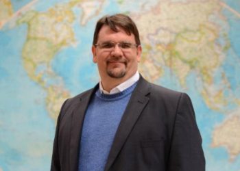 중국과 미국이라는 두 거인에게 둘러싸인 브라질 정부