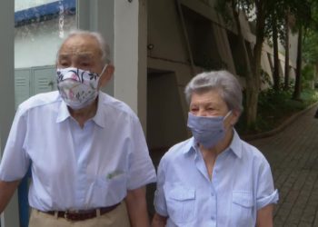 상파울로 남부지역 보건소 첫 접종자…92세 Helio 어르신 부부