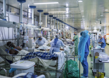 상파울로시 보건국. 코로나19 3차 대유행 대비, 삽관키트 수입 승인