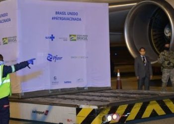 브라질, 중국으로부터 2500만 회분 AZ·시노백 백신 원료 공급받아