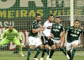 파우메이라스-상파울로, 상파울로주 리그 축구대회 결승 1차전 0-0 무승부