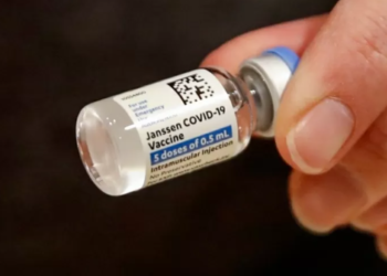 브라질 보건부 장관, 얀센 백신 도착 하루 연기….16일 도착