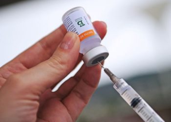 브라질서 중국 시노백 백신 불신 커져…’부스터샷’ 필요성 논란