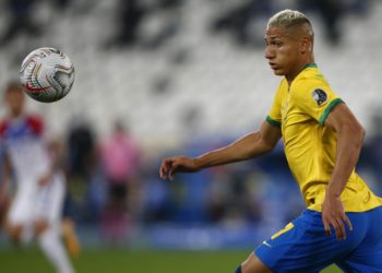 디펜딩 올림픽 챔피언 브라질 독일에 4대2 승리