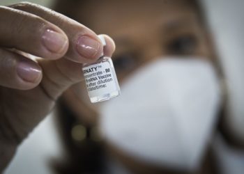 브라질 제약회사, 화이자.바이오 엔테크와 생산 의향서 서명,,, 내년부터 ‘화이자백신’ 생산…