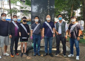 총영사관·한인회, 브라스 한국공원 청소 봉사 실시