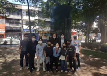 체육회, 신암교회 청년봉사자와 함께 브라스 한국공원 청소 봉사 실시