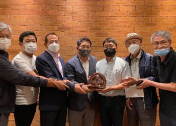 한브장학회, 오정민 교육원장 환송식 개최 …공로패 증정