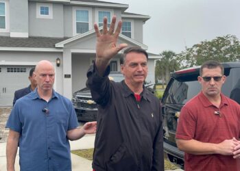 [다타폴랴 여론조사] 브라질 대선 볼복 시위 관련…보우소나루 전 대통령 55% “책임 크다”