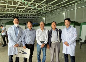 박동수 한인회 고문, 의료 진료 봉사자들에게 오찬 대접