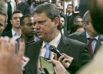 상파울루 주지사, 마약 중독자 이동 계획 포기…”대안 모색 중”