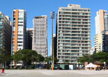 상파울루 해안 도시 산토스, 기울어진 건물 319개 확인