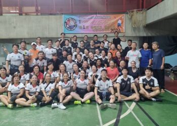 봉배 챌린지, 한인 배드민턴 동호회의 열정과 실력이 빛난 축제!