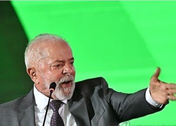 브라질 룰라 대통령, 브릭스 화상 연설서 ‘달러 의존 줄이고 공동 화폐 도입’ 제안