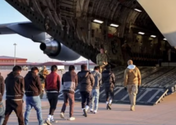 브라질인 웬델 로렌소, 강제 추방 비행기에서 숨 막힐 듯한 고통 겪어