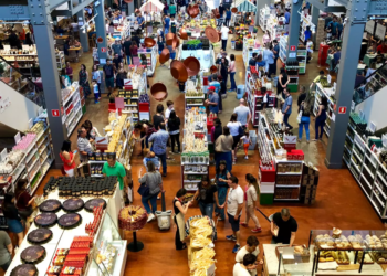 [손정수 칼럼] “한 번도 한식을 안 먹어본 사람이 만든 맛이 기준이 될까봐 걱정이야.”