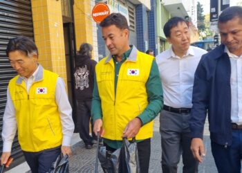 브라질 한인회, 상파울루 부시장과 또 한 번 ‘합동 청소’… 학생들도 동참