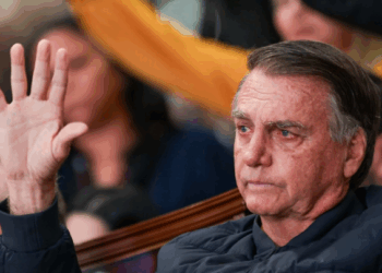 브라질 국민 55% “보우소나루 전자발찌 조치, 올바르다”