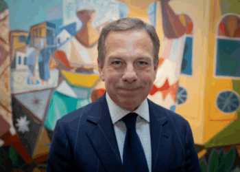 도리아 前주지사 “트럼프 관세 부당…보복 말고 협상으로 풀어야”