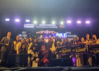 “한국인처럼 불렀다” 심사위원도 감동…브라질 ‘복면 여가왕’의 뜨거운 무대