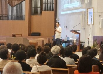 황창연 신부, 브라질 상파울루서 ‘행복’ 주제 강연…교민 만석