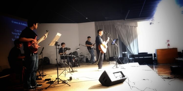 상파울루 거리에 찬양 심는다… 한인 청년 사역팀 ‘아이네시스’ 첫발