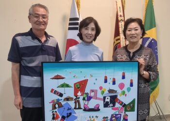 전옥희 작가, 노인회·연합교회에 미술작품 기증…내달 1일 귀국