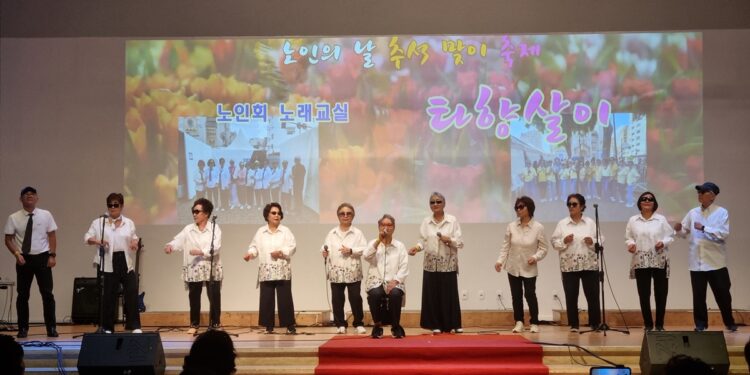 [한글나성주칼럼] 타향살이 슬픈 가락에 얹은, 우리들의 짧고 눈부신 동행