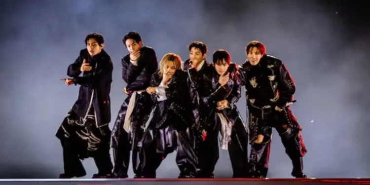 BTS 브라질 공연 스크린 12개→4개 논란…주최사 “물류 제약 때문”